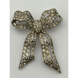 Vintage Trifari Bow Brooch Signed Clear Rhinestone Pin